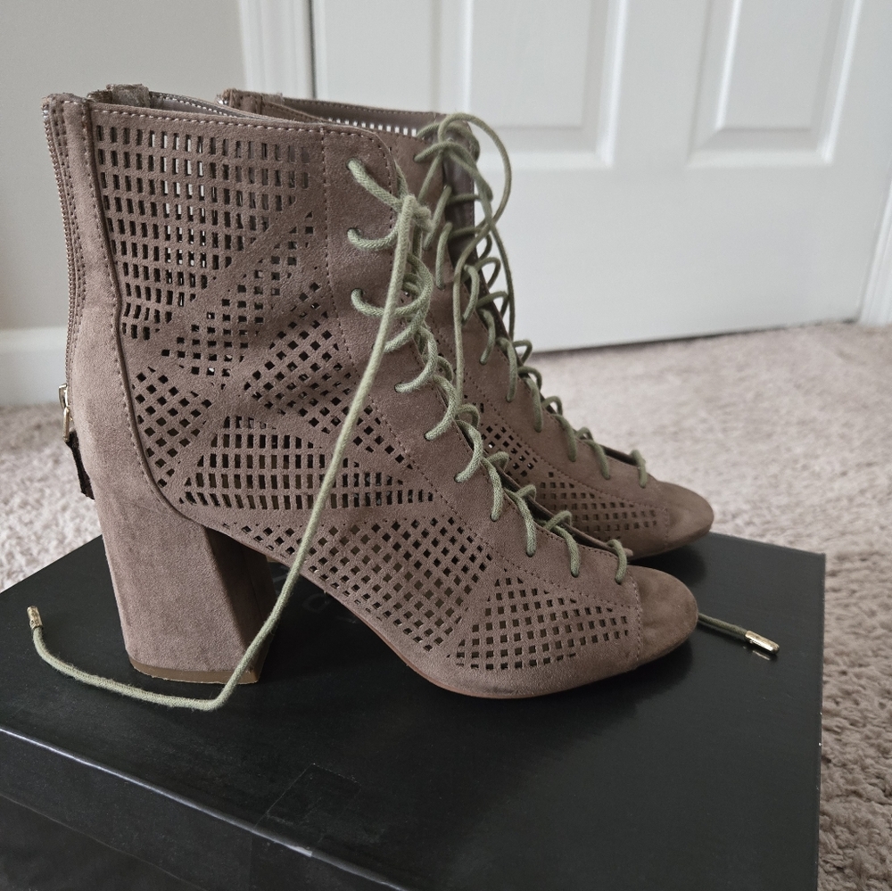 Forever 21 Lace-Up Ankle Boots